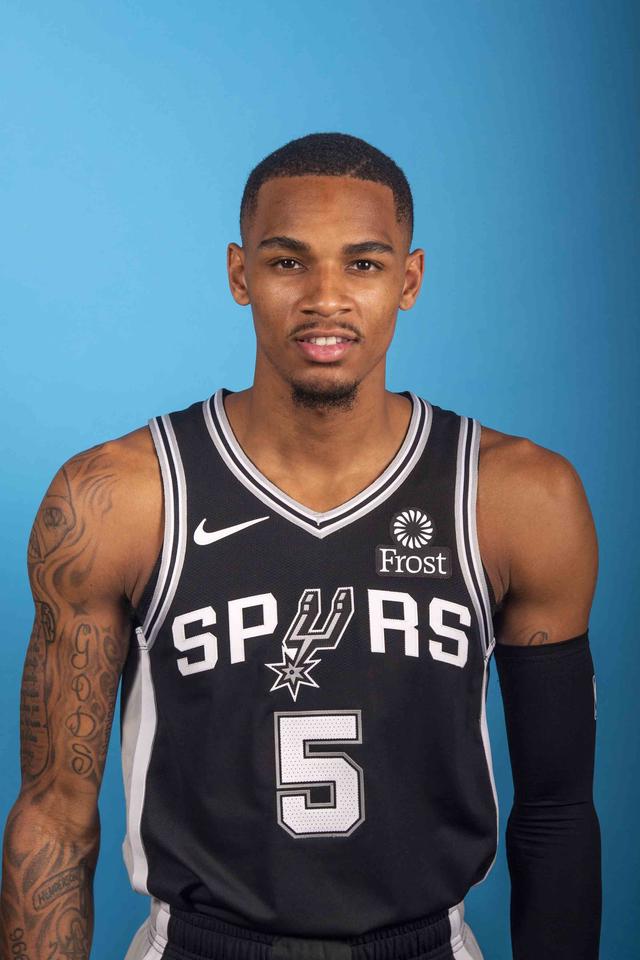 在萨利巴缺 在萨利巴缺