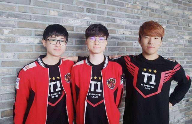 员与球迷对 员与球迷对